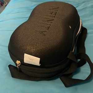 Nfinity shoe case